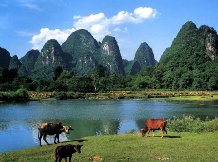 四天三晚桂林全小众自由行旅游线路攻略-坐游船游览整个桂林风景